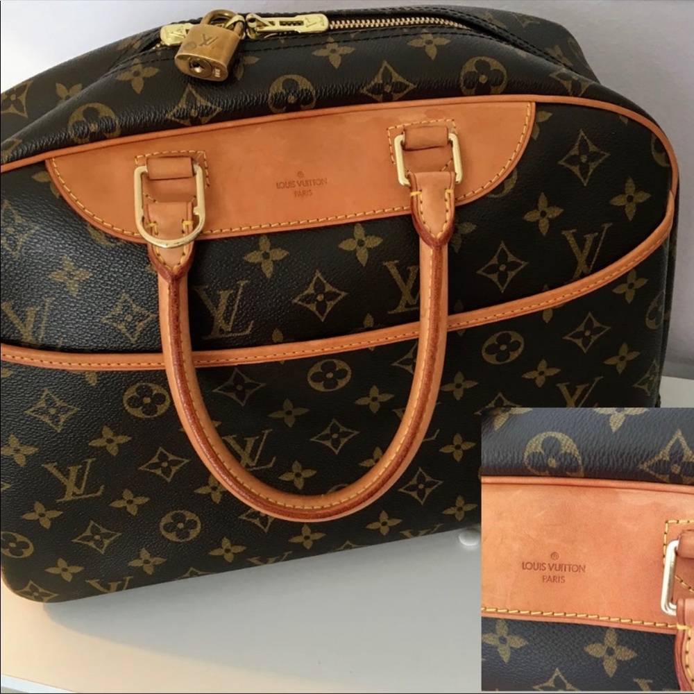 Louis Vuitton Deauville Bag